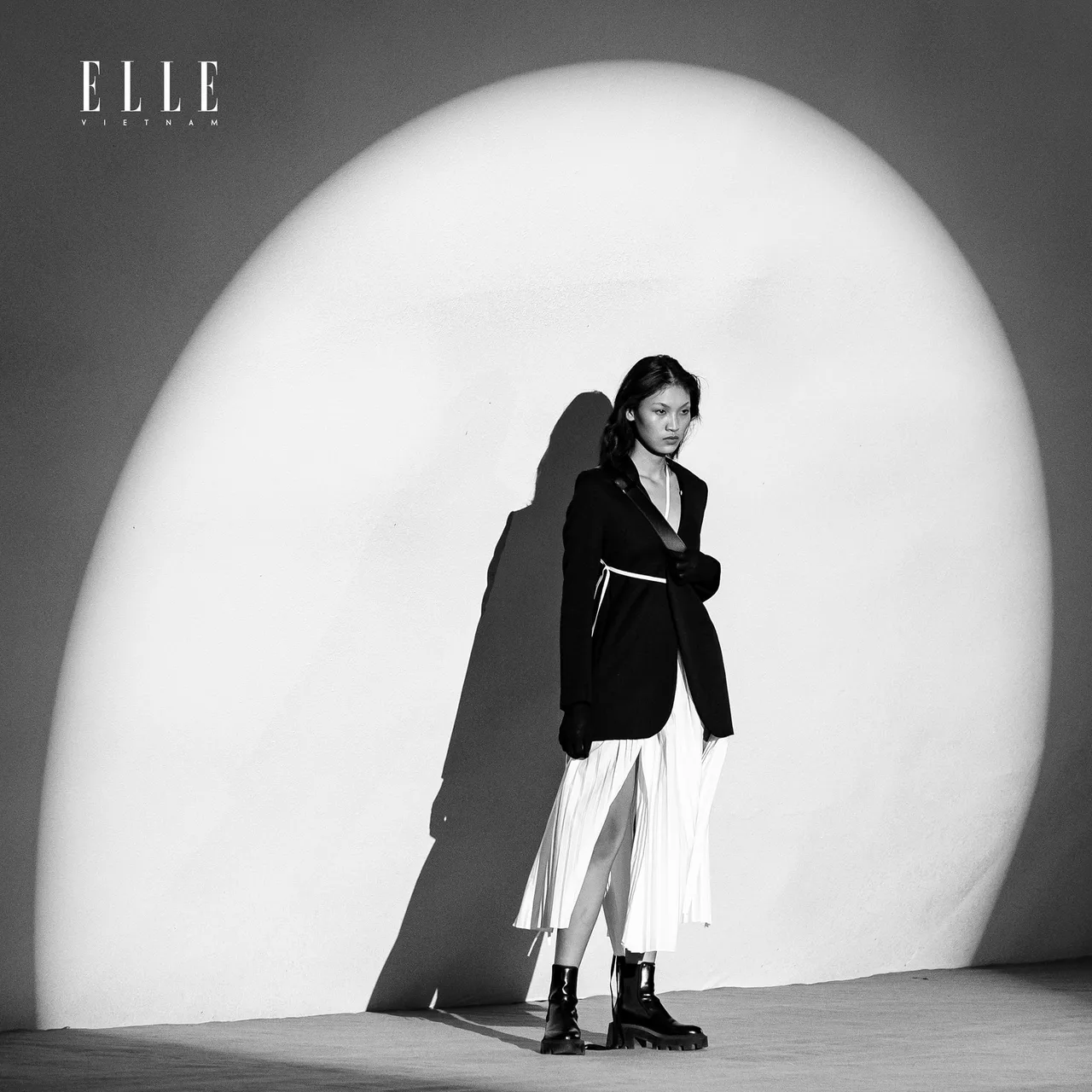 Tú Anh trên sàn diễn ELLE Fashion Show 2022