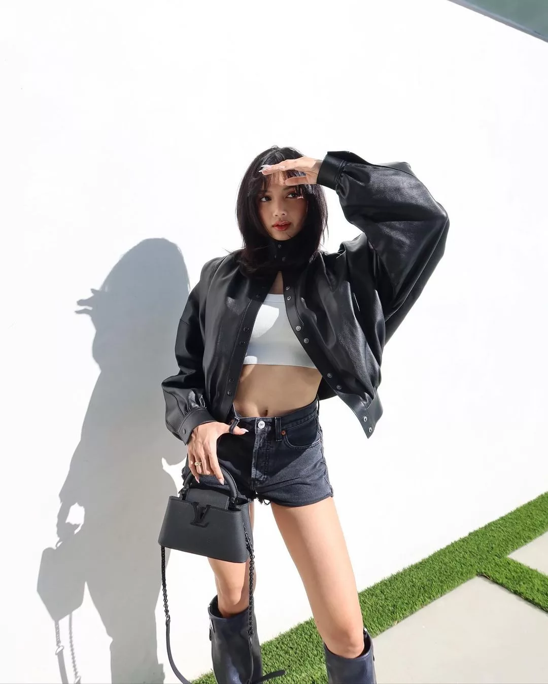 Lisa Blackpink công thức phối đồ sandwich