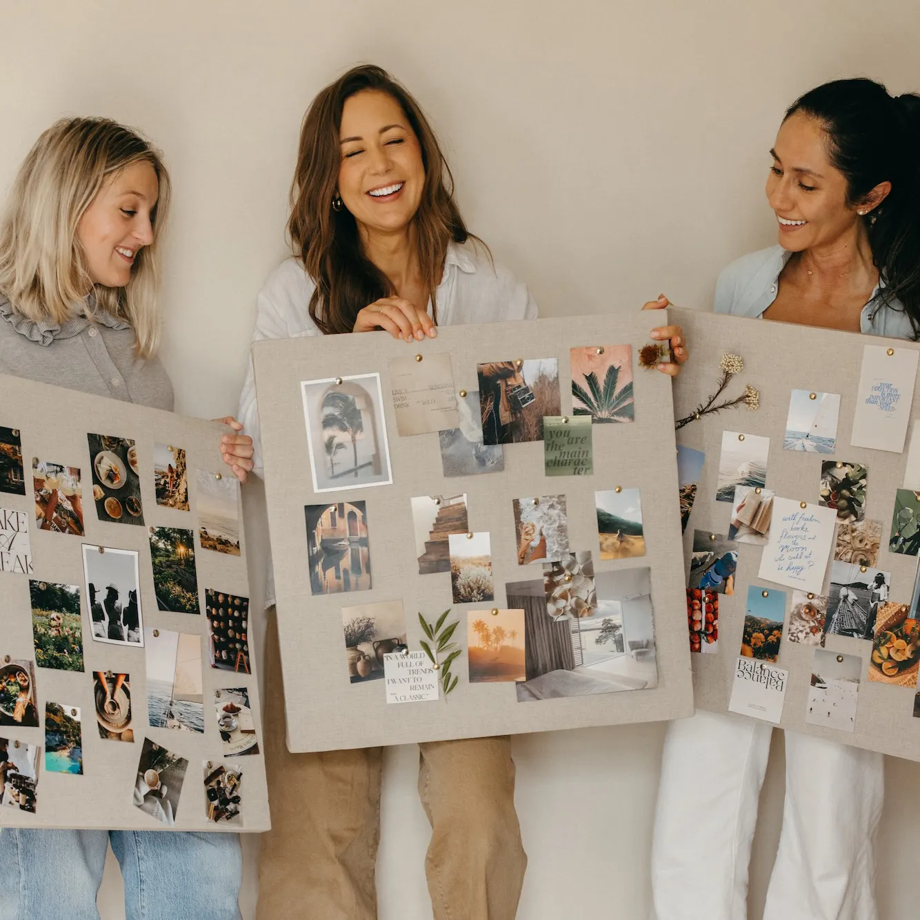 Tạo bảng mục tiêu vision board cùng bạn bè