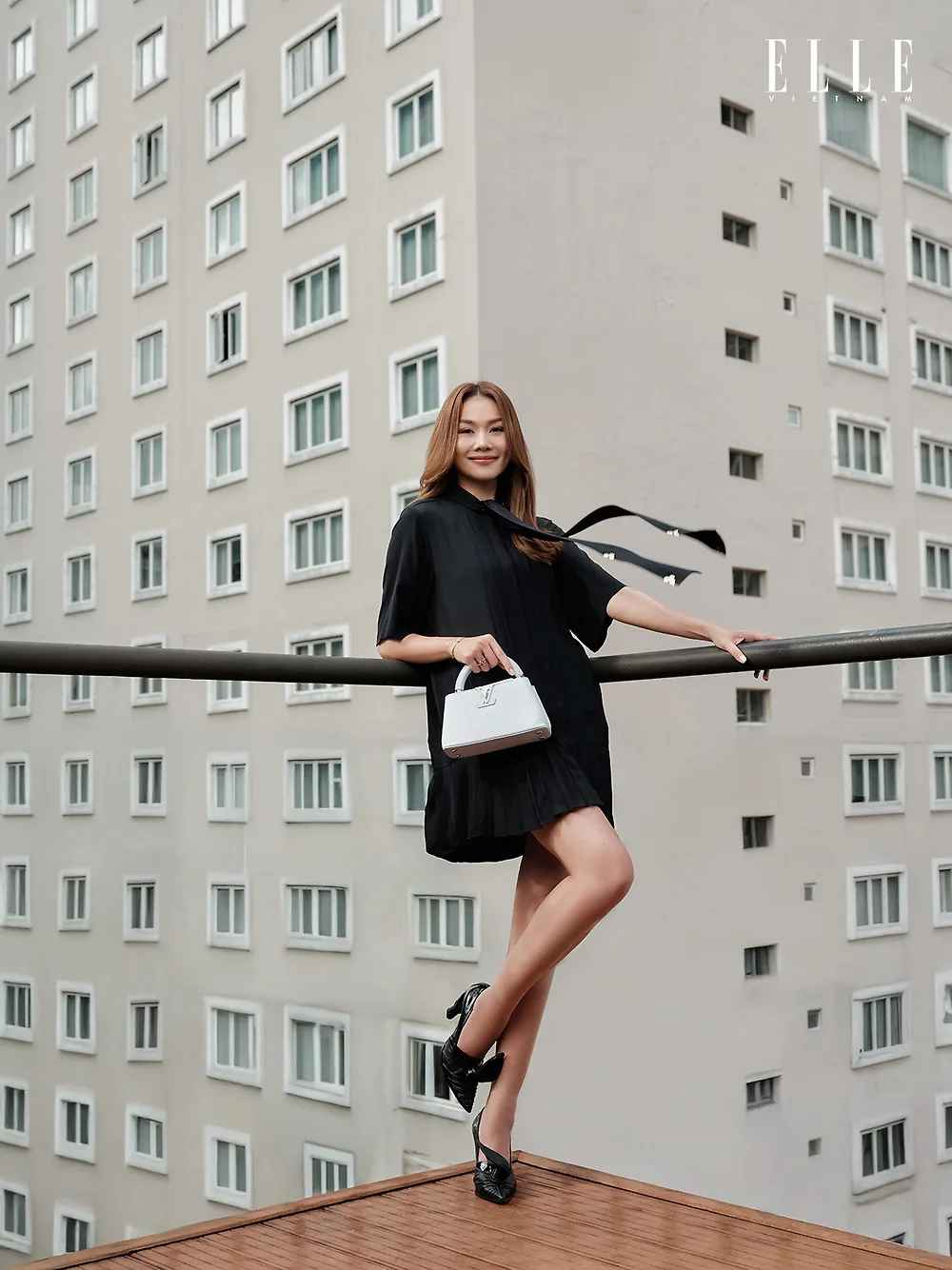 Thanh Hằng diện đầm Louis Vuitton
