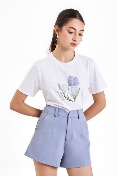Không ủi trang phục áo thun khi bề mặt vải vẫn còn ướt sũng