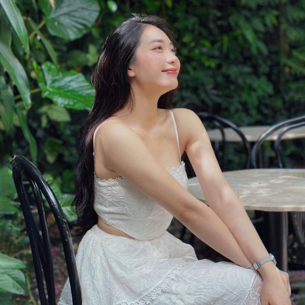 Trang phục cutout