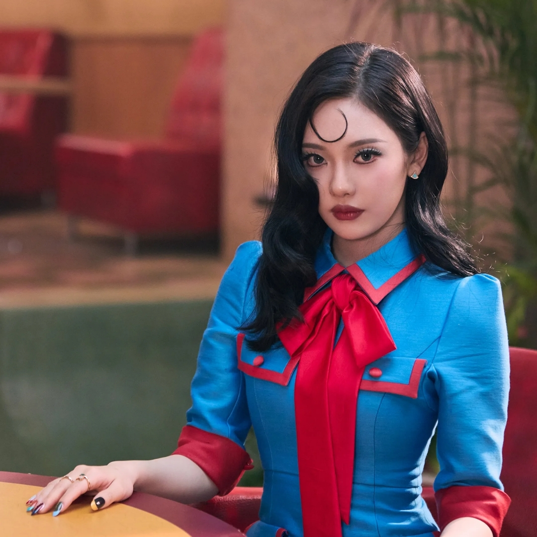 Ningning (aespa) thần thái trong tạo hình hoài cổ