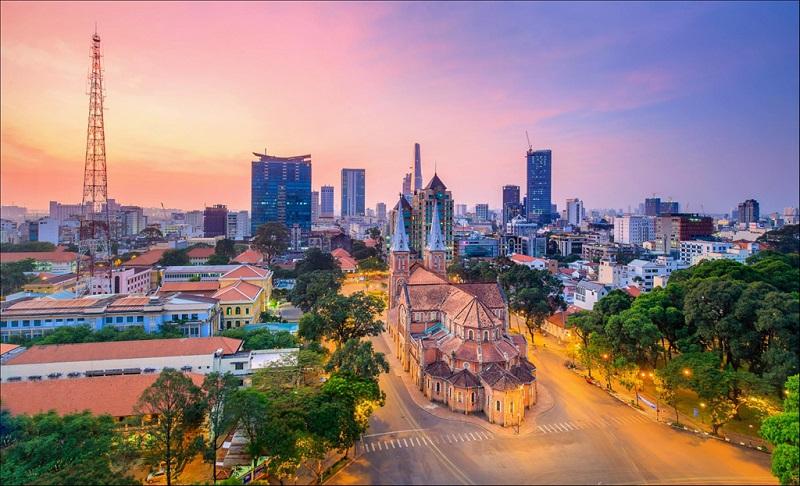 Nhà Thờ Đức Bà đẹp thu hút dưới ống kính