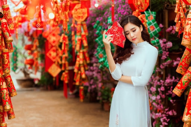 Sắc xuân rạng rỡ với những bức ảnh ở Phố Cổ