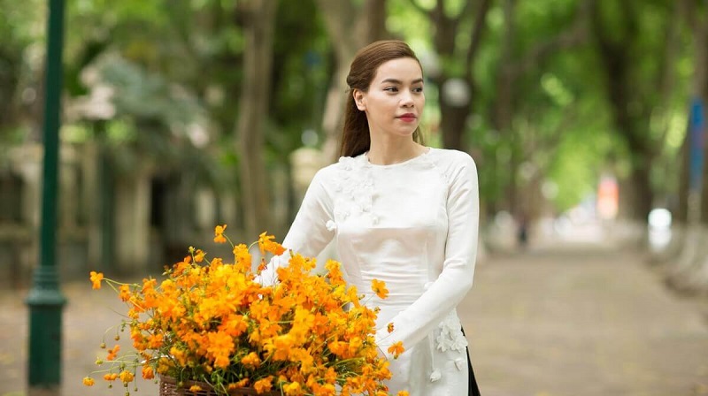 Cung đường bao quanh Hồ Gươm