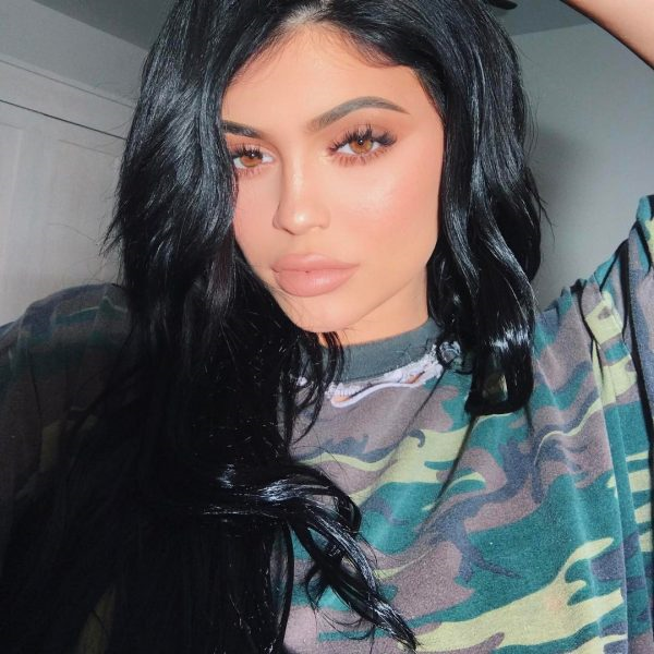 Đảm bảo ánh sáng vừa đủ cho tấm ảnh selfie của mình