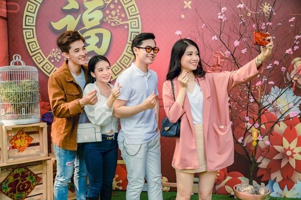 Cười tươi tạo sức sống cho hình ảnh