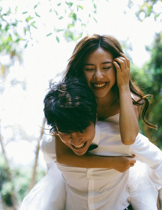 Nếu em không chê, anh bế em về
