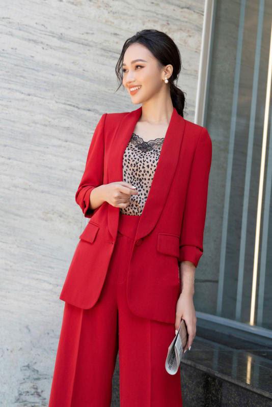 Sự phối hợp bộ Blazer đầy trẻ trung, năng động trong dịp Tết