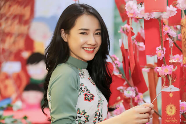 Xinh tươi trong hương sắc Tết