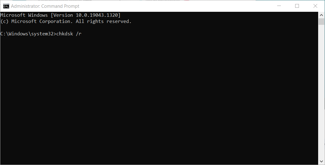Dán lệnh chkdsk/ r và nhấn Enter