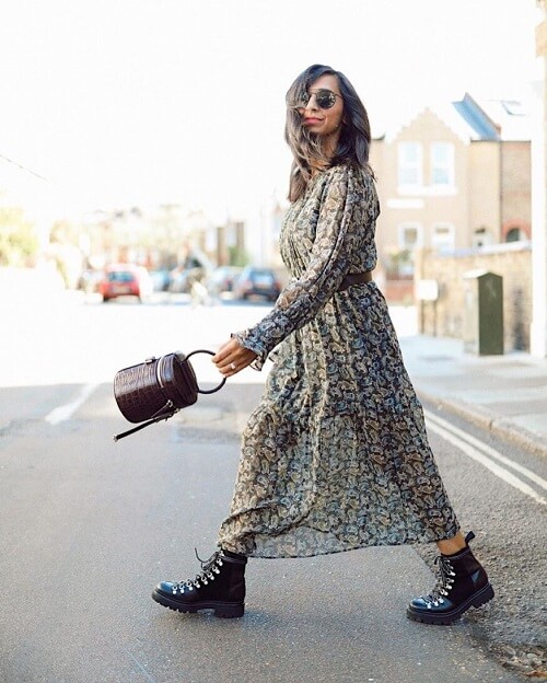 Cách chụp ảnh ngầu street style khi tạo dáng với túi