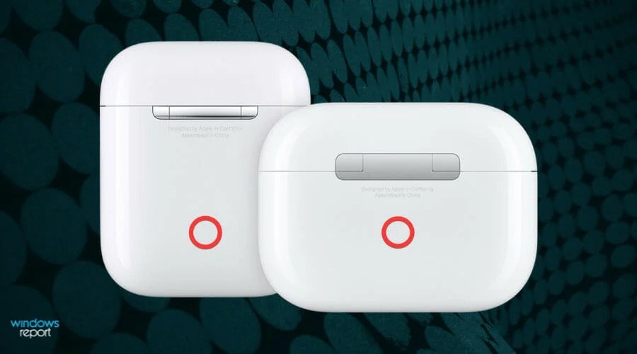 Giữ chặt nút ở phía sau airpods