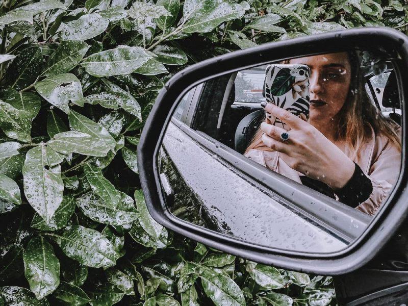 Gương ô tô là một phát kiến thú vị bạn nên thử