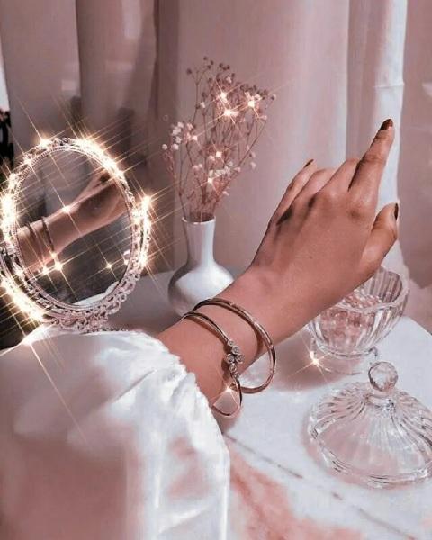 Chiếm trọn spotlight với filter Bling Bling
