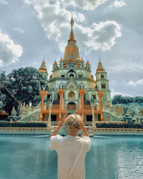 Tháp Gotama Cetiya rực rỡ và huyền bí