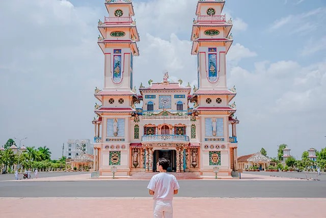 Kiến trúc Tòa Thánh Cao Đài