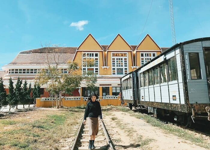 Nhà ga vẫn giữ nguyên kiến trúc những năm đầu 1900