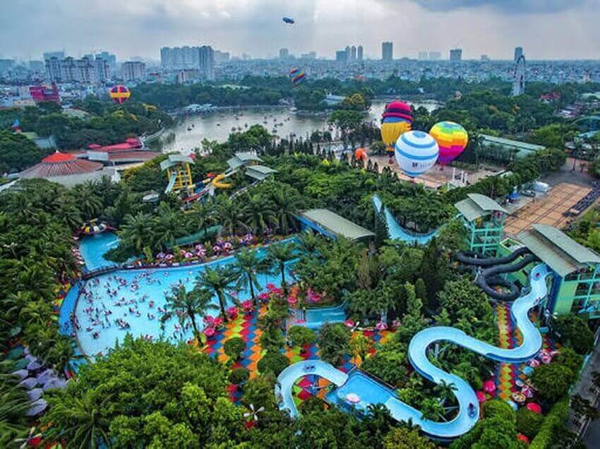 Một góc của Đầm Sen nhìn từ trên cao