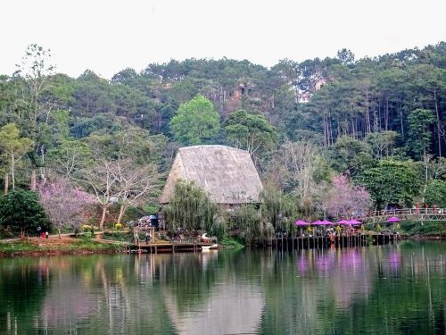 Hồ Đắk Ke - địa điểm du lịch tại Măng Đen
