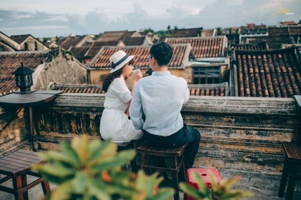Đơn giản chỉ ngồi bên nhau cùng tách cà phê