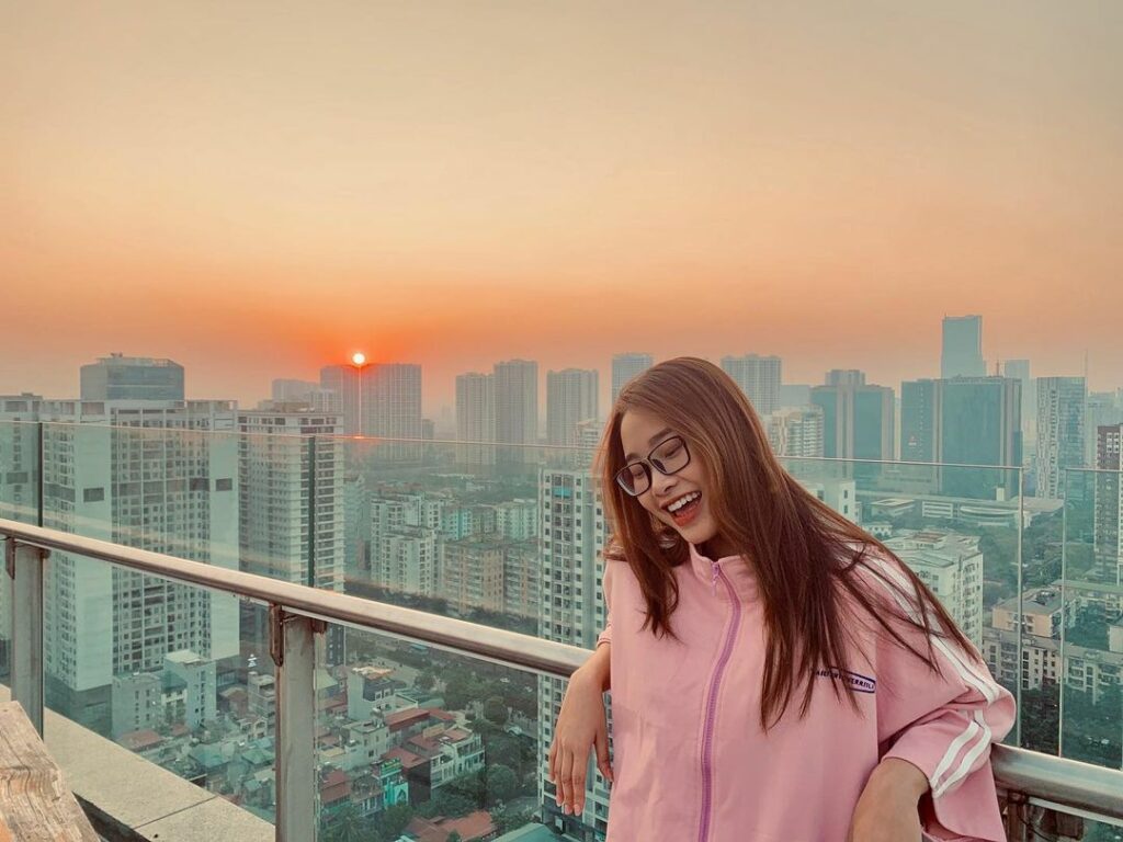 Săn hoàng hôn dễ hơn với các quán cà phê sân thượng