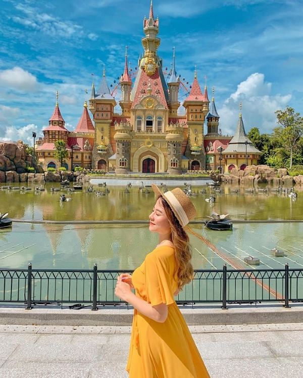 Như đang đứng giữa một vương quốc trong truyện cổ tích