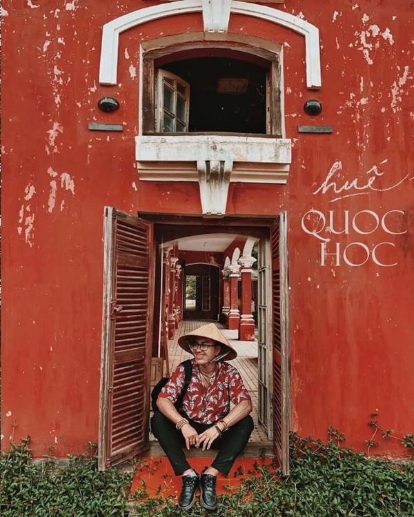 Một góc lên ảnh cực đẹp tại trường Quốc học Huế