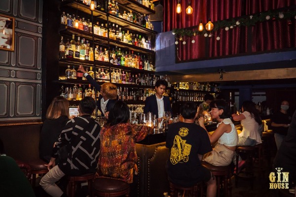 Hưởng thức những ly cocktail với hương vị yêu thích