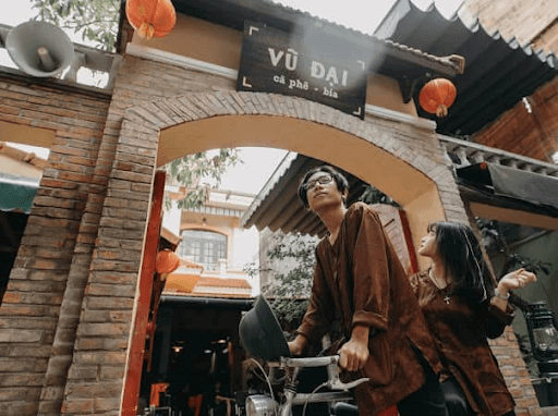 Trở về Việt Nam của những năm 1945 cùng Vũ Đại Coffee