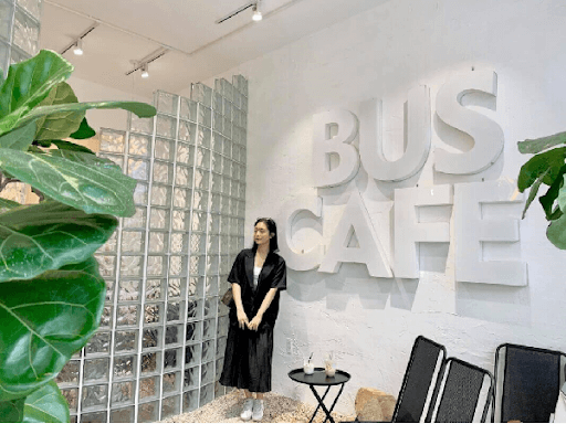 Góc check-in nổi tiếng tại Bus Cafe
