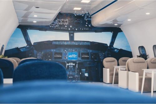 Một góc “buồng máy bay” tại Dylanjet Ninh Bình