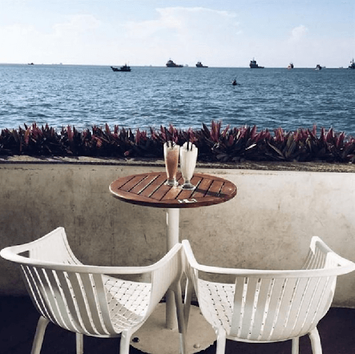 Quang cảnh cực chill tại Jolie Mod Cafe Vũng Tàu