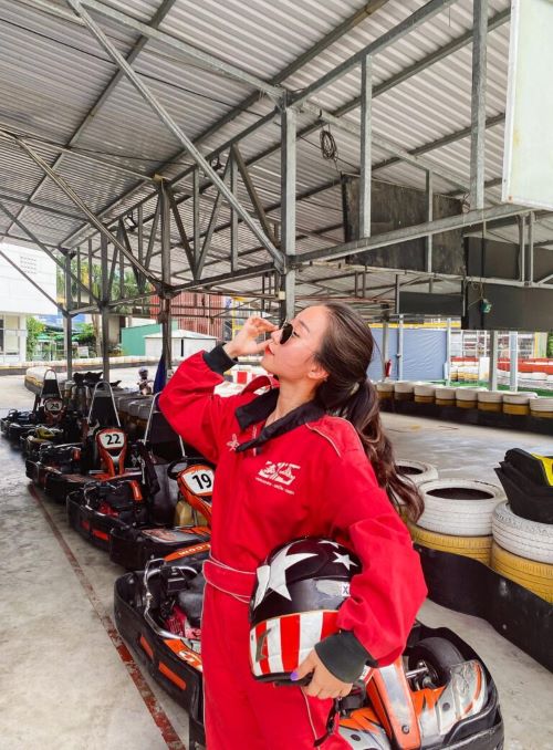 Trở thành một tay đua tại Kart 1