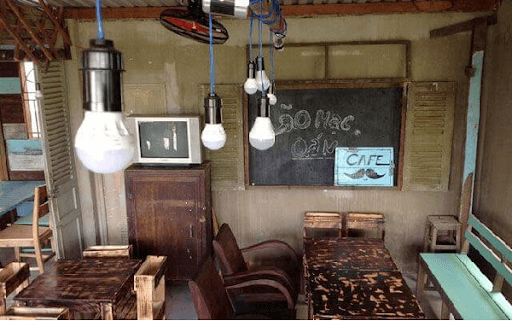 Cà phê vintage Lão Hạc gây sốt “giang cư mận”