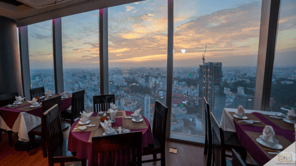 EON Cafe tọa lạc tại tòa nhà Bitexco