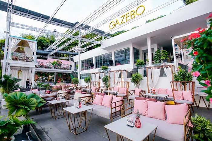 Gazebo Beach Front Lounge Cafe