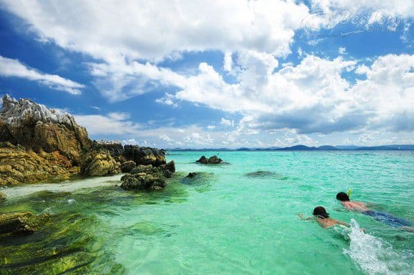 Chụp ảnh cực đẹp bên bờ biển Non Nước