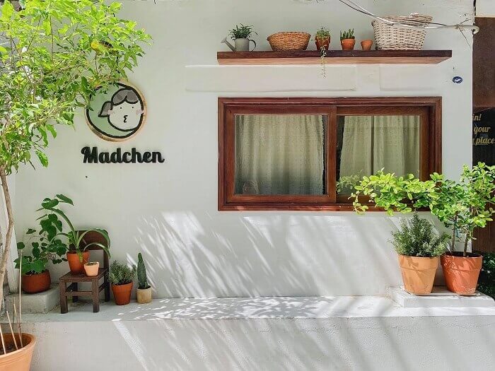 Một trong những background chụp ảnh xinh xắn tại Madchen Cafe