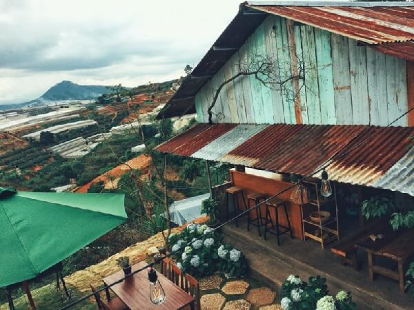 Sự kết hợp homestay và cafe