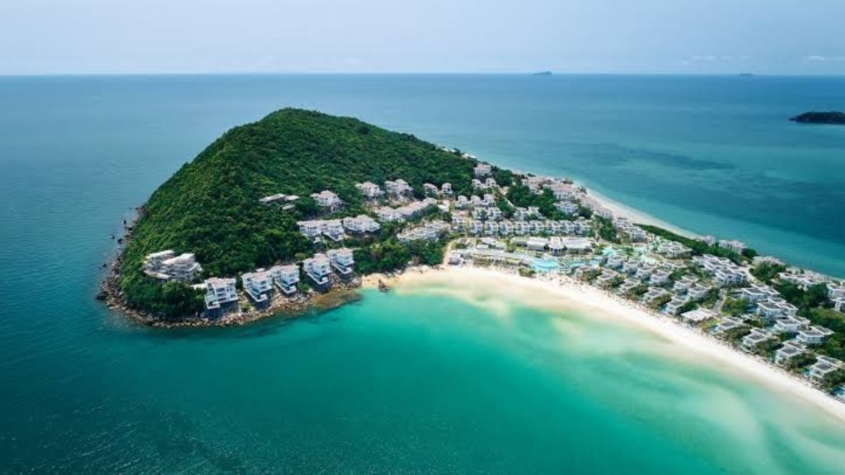 Đám cưới bãi biển Phú Quốc 2025 với trang trí hiện đại và không gian sang trọng