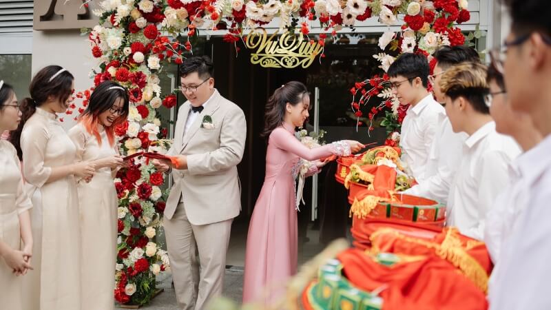 Lễ dạm ngõ miền Bắc — buổi gặp gỡ đầu tiên của hai gia đình