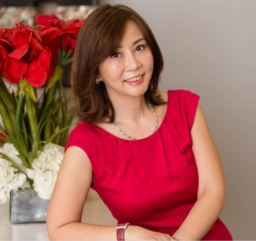 Nội thất theo gợi ý của Adelina Pang — tông màu đất cân bằng ngũ hành Năm Ngọ