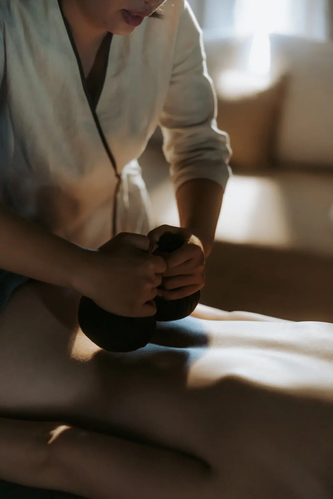 Lumina Spa tại Namia River Retreat — không gian spa nhìn ra sông, liệu trình truyền thống Việt Nam