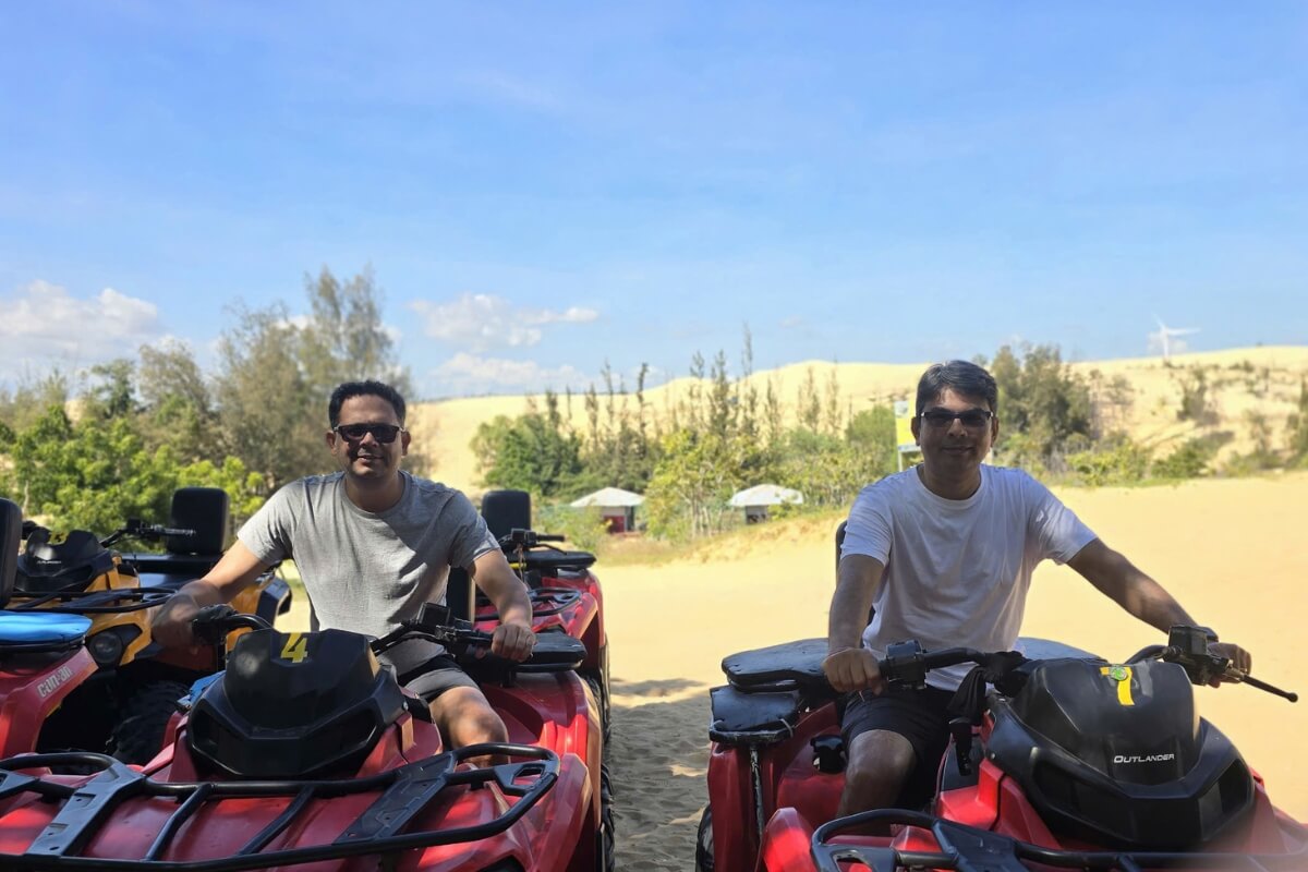 Đồi cát trắng Mũi Né – cảnh quan sa mạc bên biển kỳ vĩ, điểm check-in nổi tiếng nhất Bình Thuận