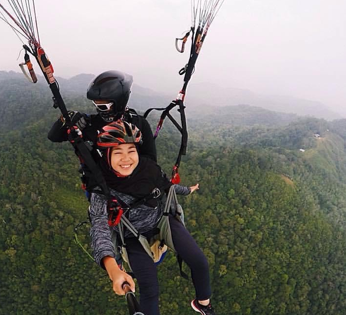 Paragliding tại Kokol Hill, Kota Kinabalu – tầm nhìn bao quát thành phố và biển