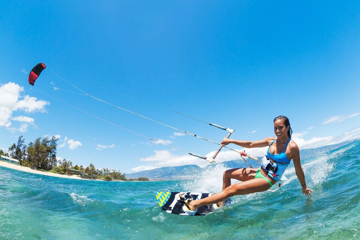 Kitesurfing tại biển Mũi Né – hoạt động thể thao mạo hiểm hàng đầu Đông Nam Á