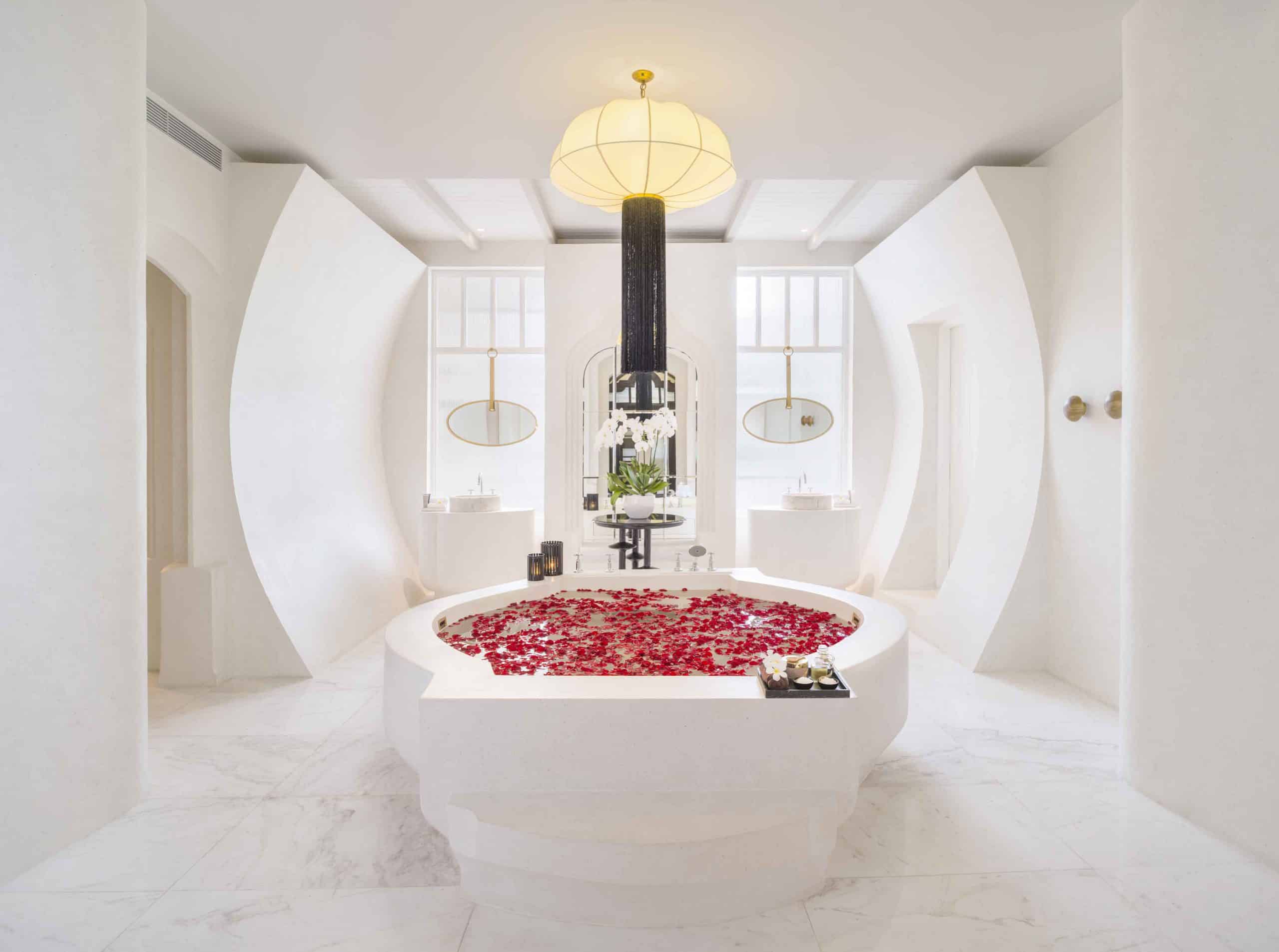 Chanterelle Spa by JW tại JW Marriott Phú Quốc Emerald Bay — phòng VIP Suite spa cao cấp