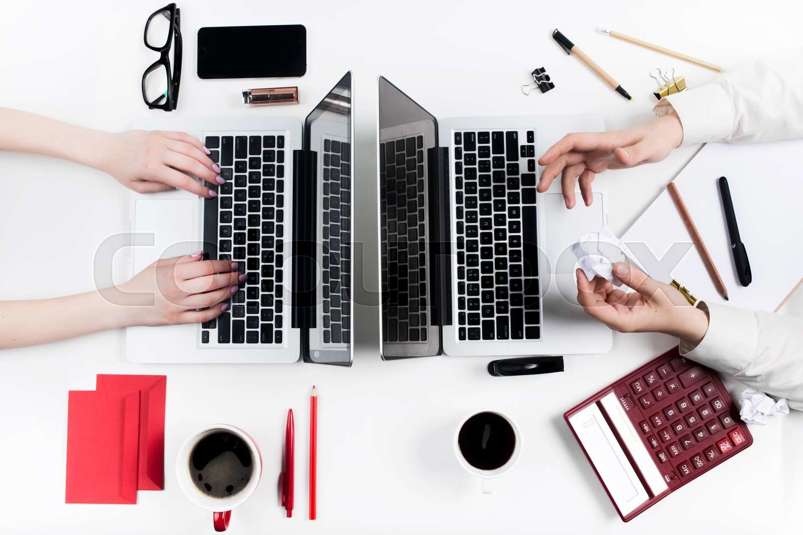 Không gian làm việc công nghệ hiện đại